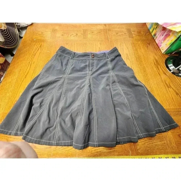 Athleta Pants - Athleta Gray With Purple Skort Size 6